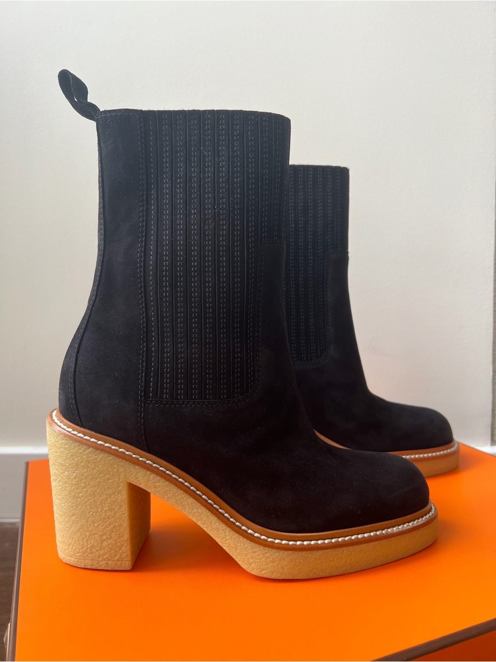 BNIB Hermès Black Suede Platform Chelsea Boots with Chunky Heel 37.5 in Box